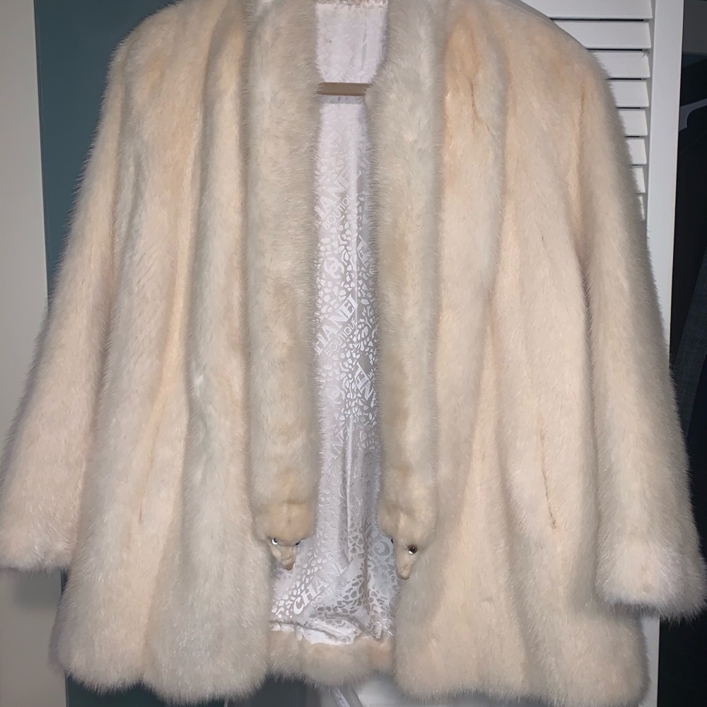 Real Chanel lined mink coat -appraisal available